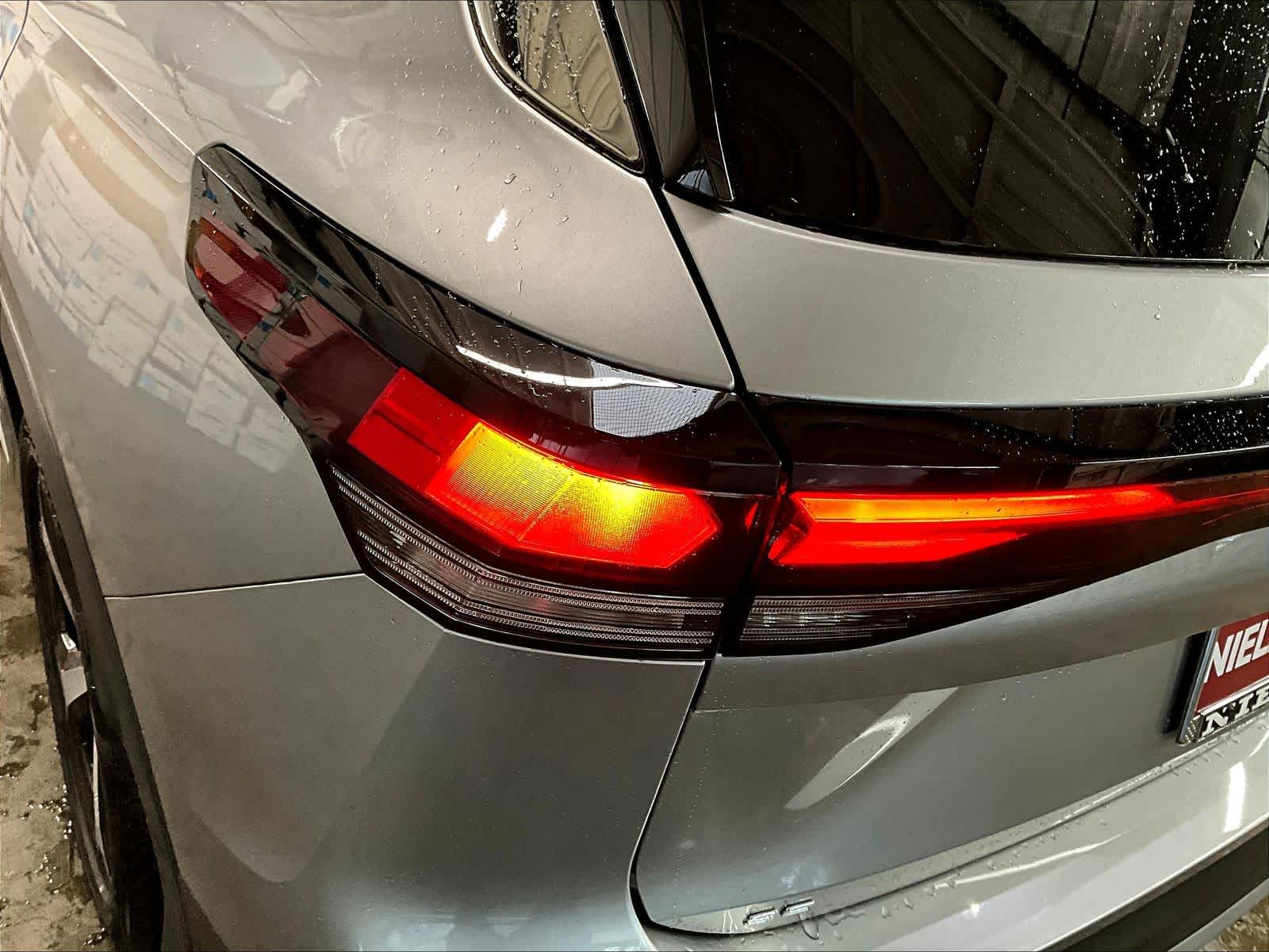 2026 Volkswagen Tiguan SE - Photo 24