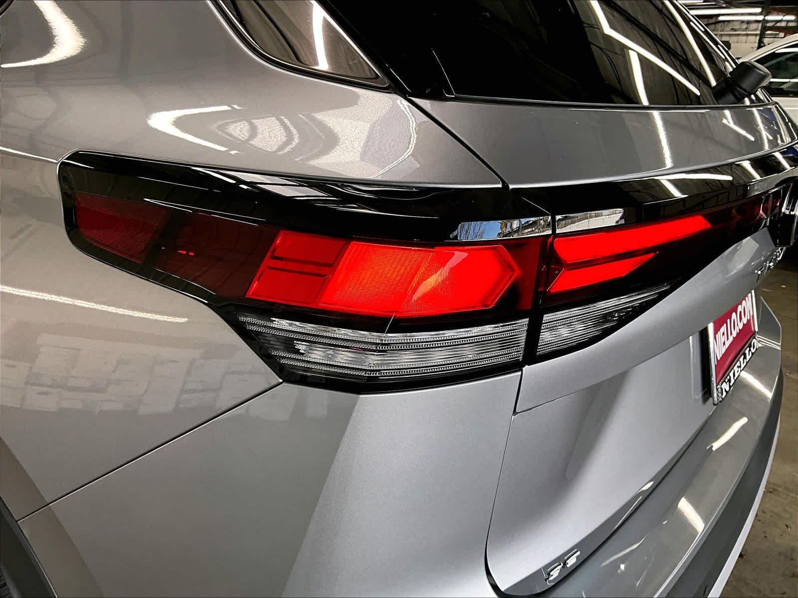 2026 Volkswagen Tiguan SE - Photo 24
