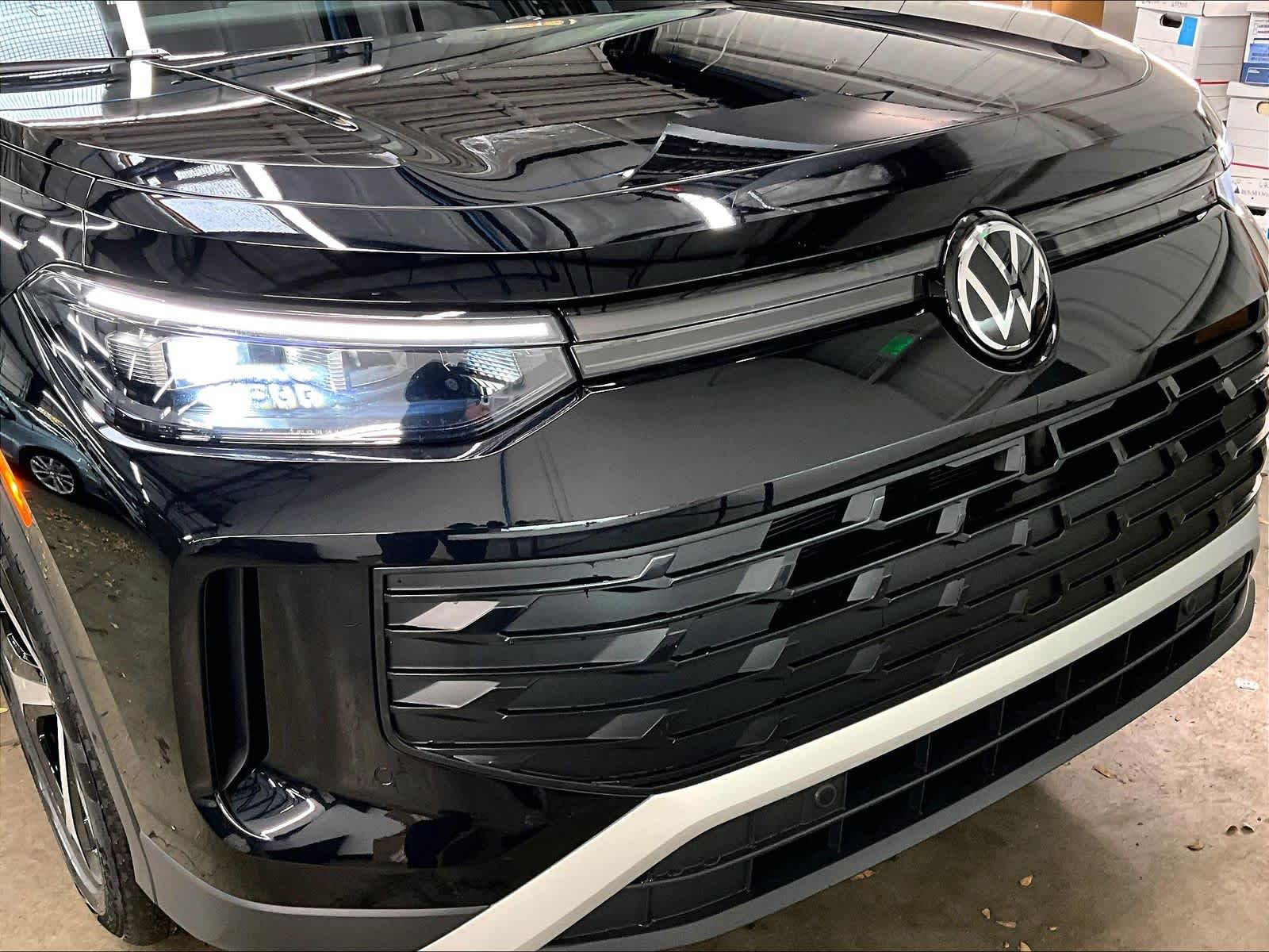 2026 Volkswagen Tiguan SE - Photo 31