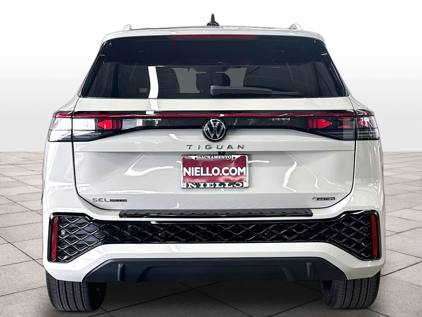 New 2026 Volkswagen Tiguan SEL R-Line Turbo 4MOTION