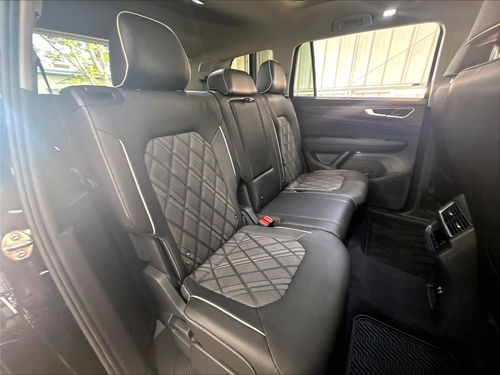 2026 Volkswagen Atlas SEL Premium R-Line - Photo 25