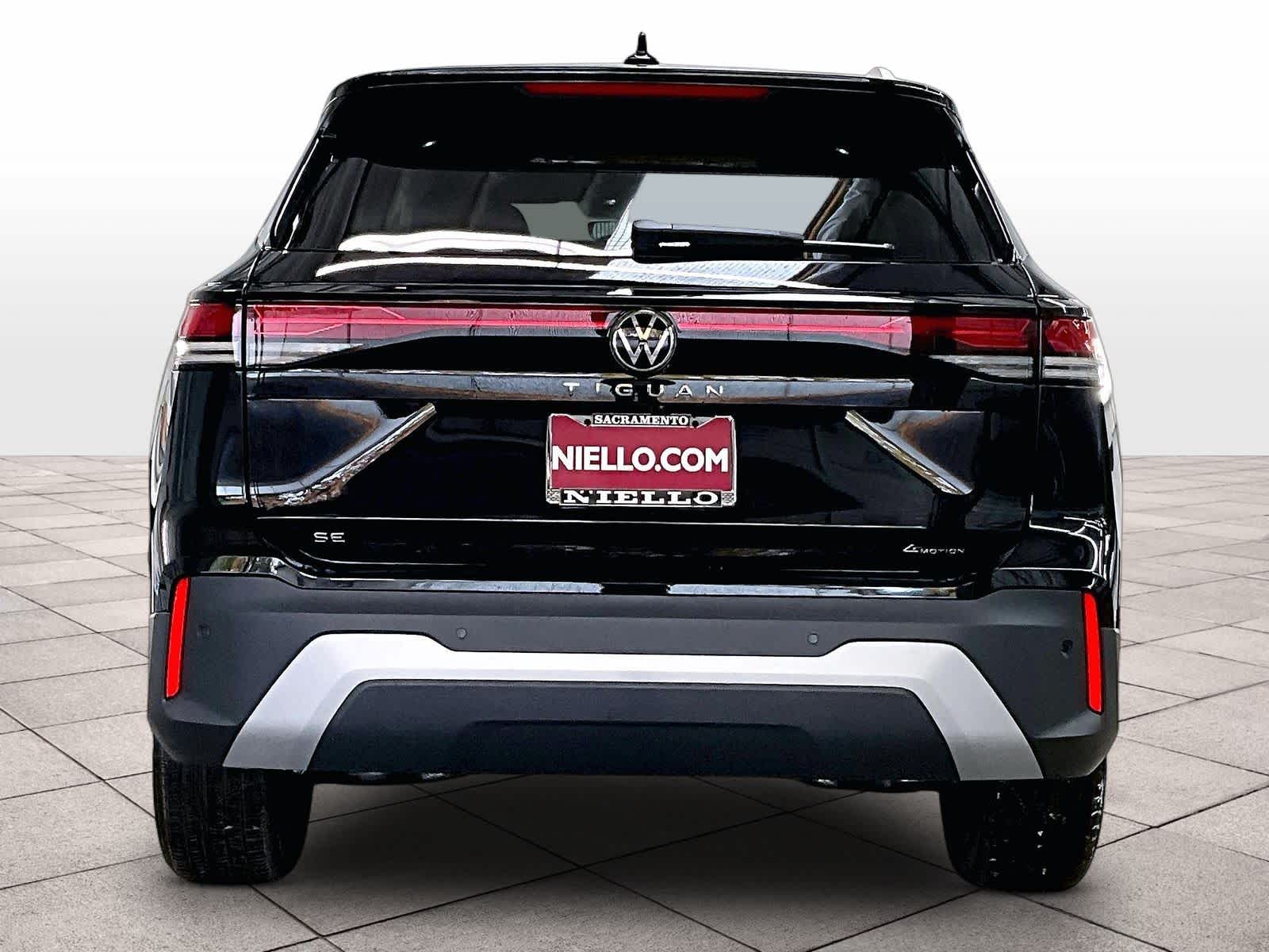 2026 Volkswagen Tiguan SE - Photo 6