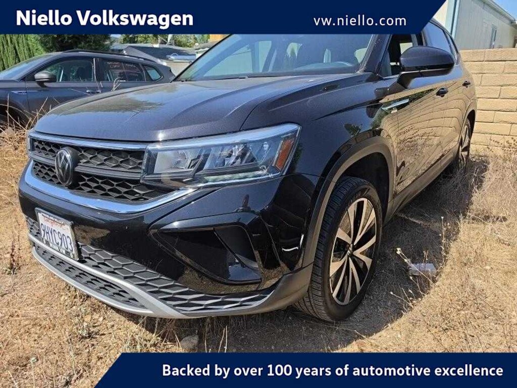 Used 2023 Volkswagen Taos SE FWD