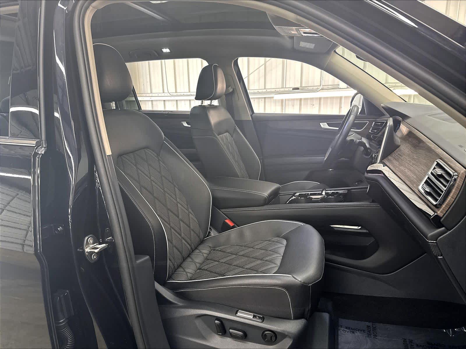 2026 Volkswagen Atlas SEL Premium R-Line - Photo 30