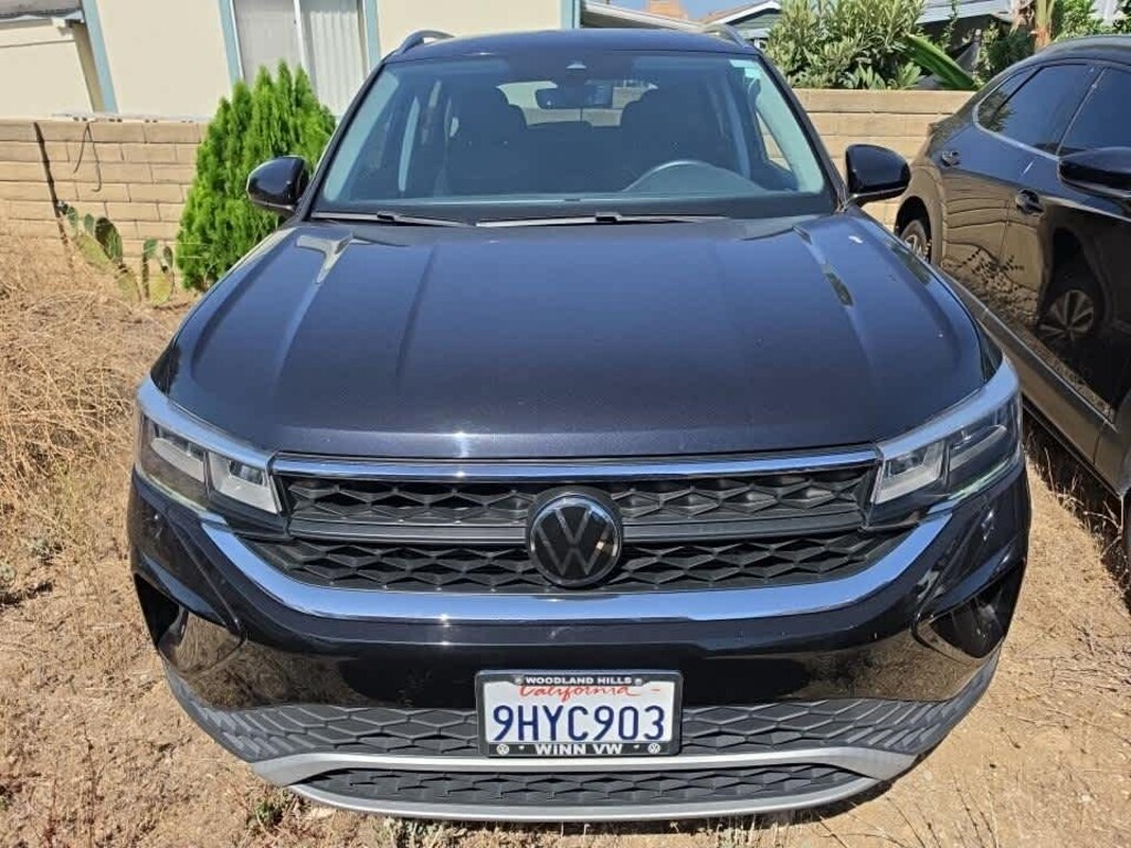 Used 2023 Volkswagen Taos SE FWD