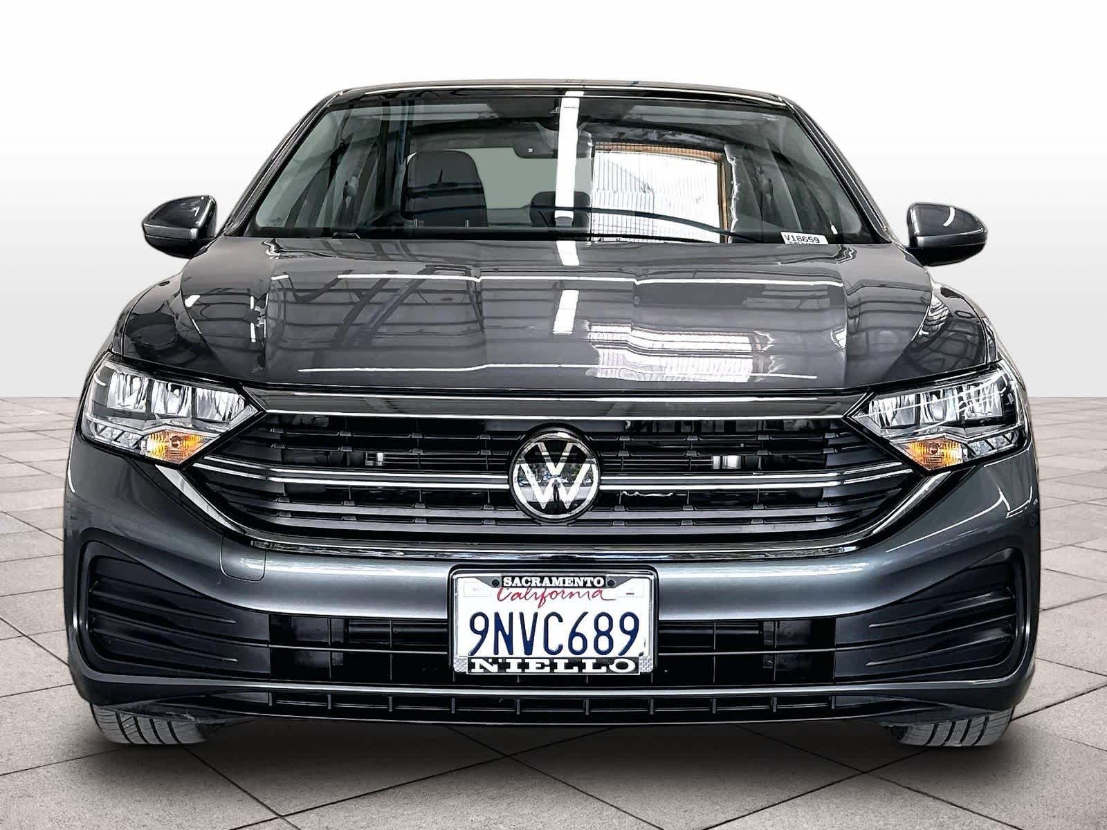 3VW7M7BU4RM091325