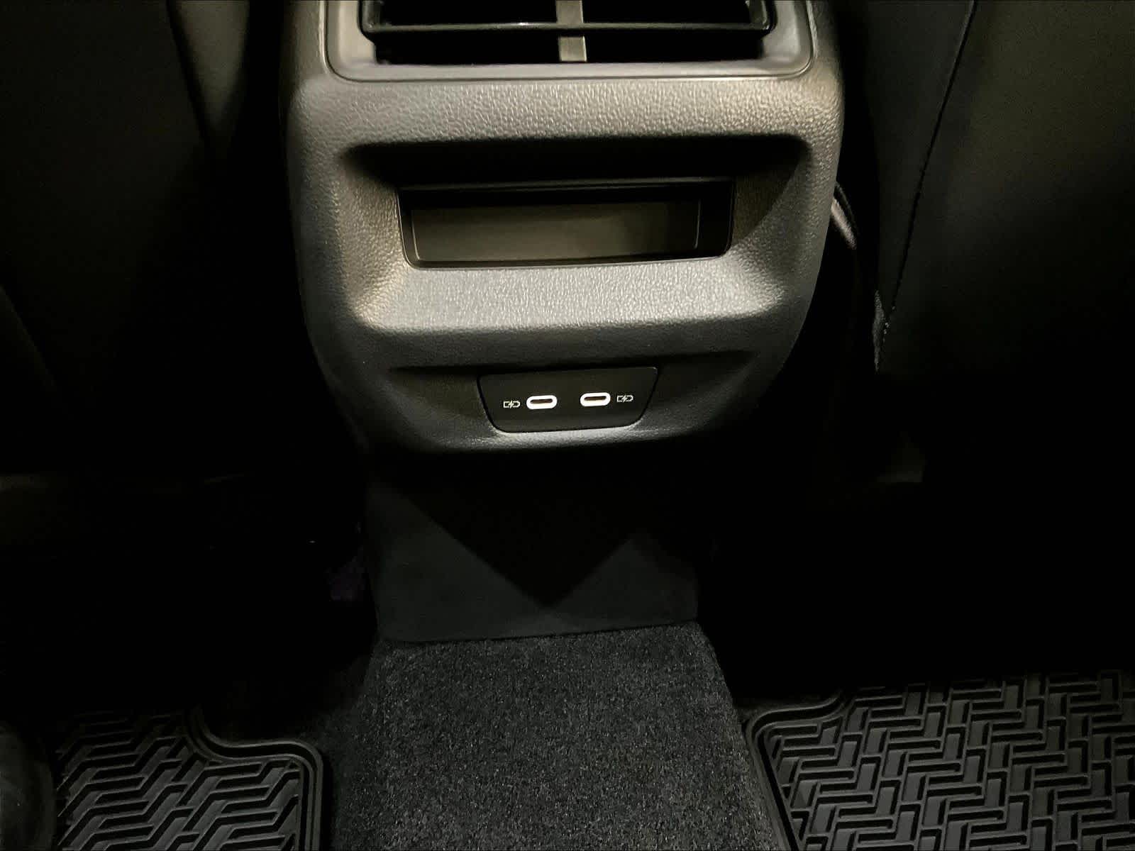 2026 Volkswagen Tiguan SE - Photo 21