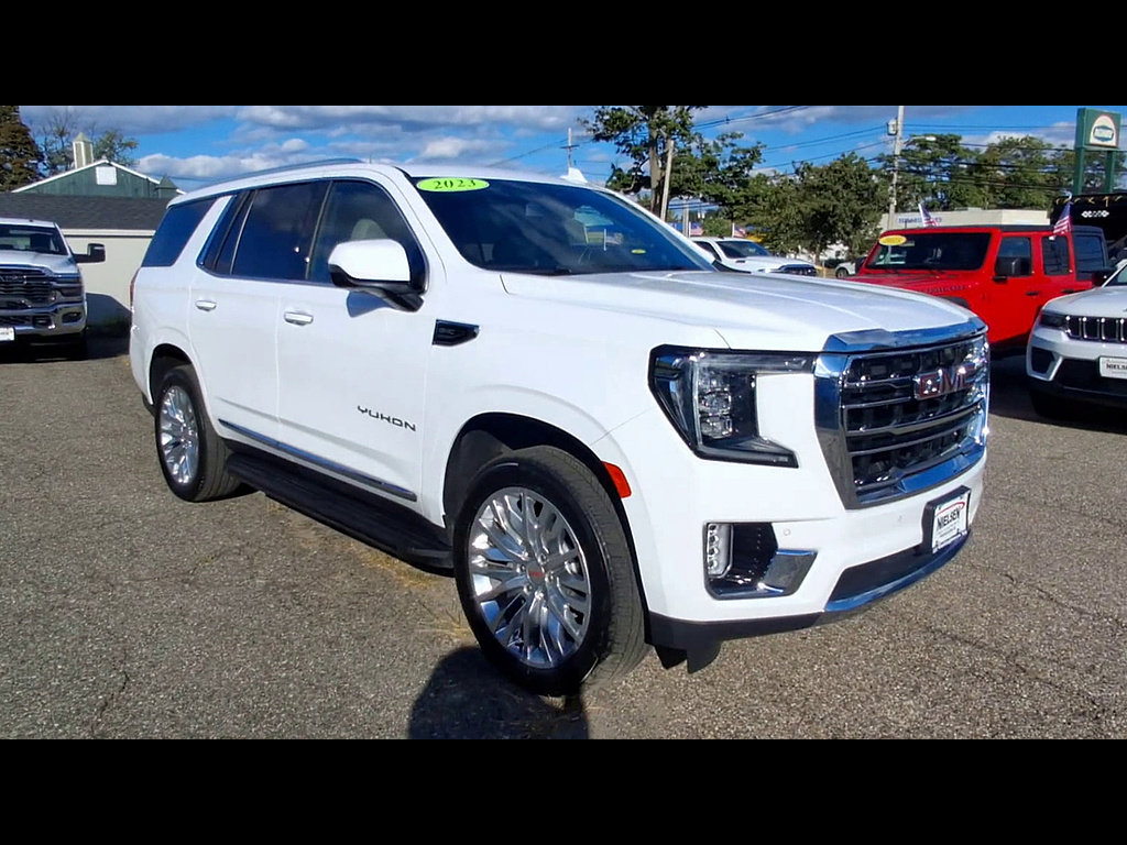 Used 2023 GMC Yukon SLT SUV