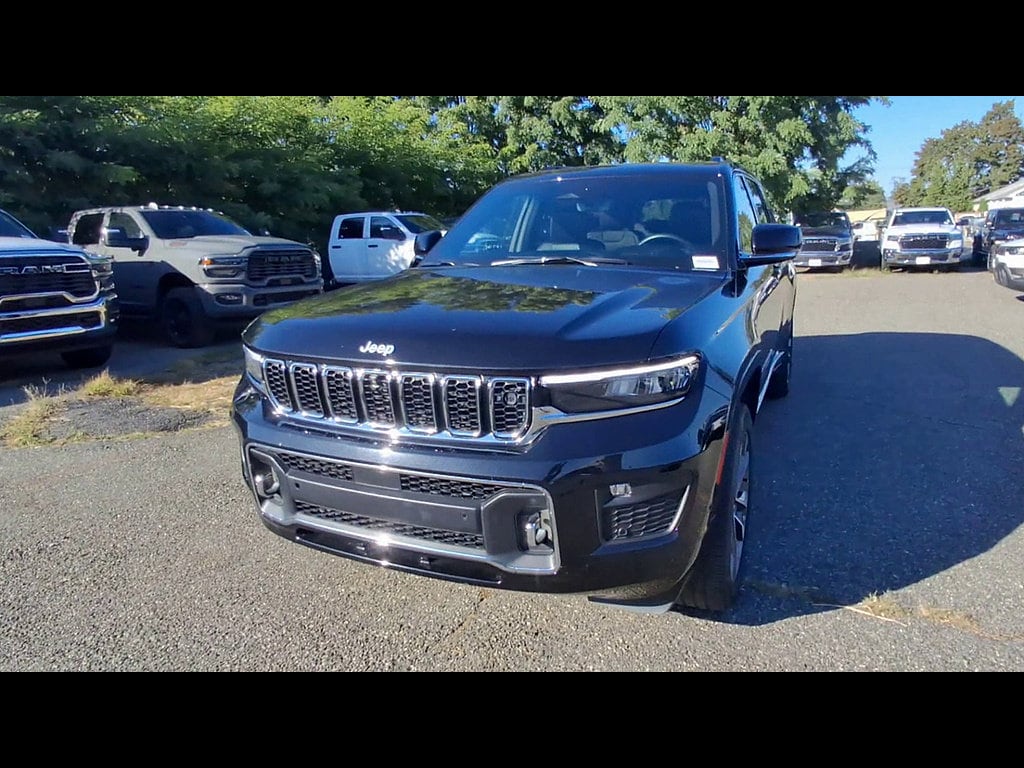 Certified 2025 Jeep Grand Cherokee L Overland SUV
