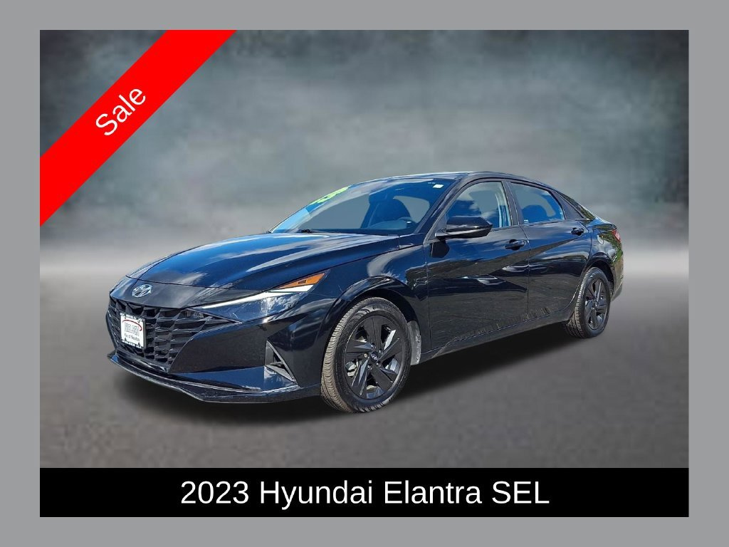 Used 2023 Hyundai Elantra SEL Sedan