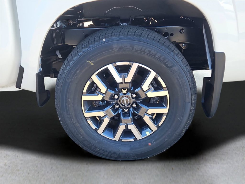 2026 Nissan Frontier SV - Photo 4