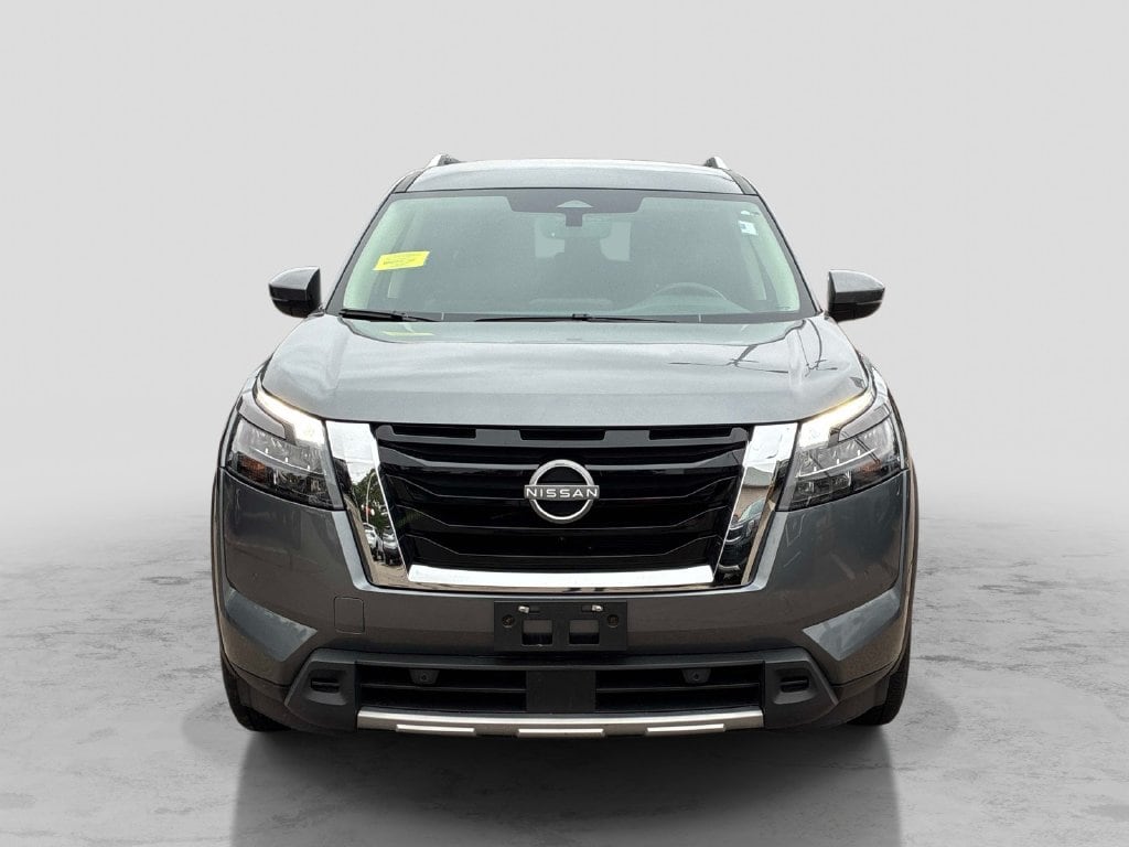 Certified 2025 Nissan