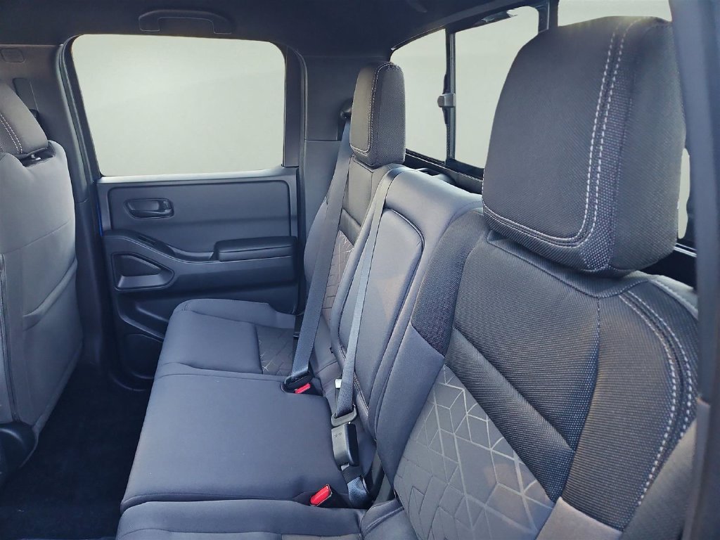 2026 Nissan Frontier SV - Photo 16