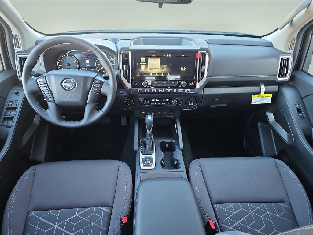 2026 Nissan Frontier SV - Photo 6