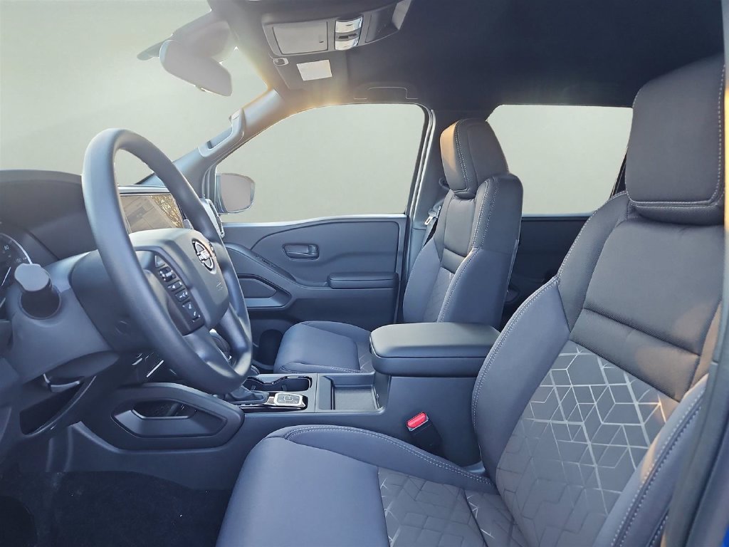 2026 Nissan Frontier SV - Photo 15