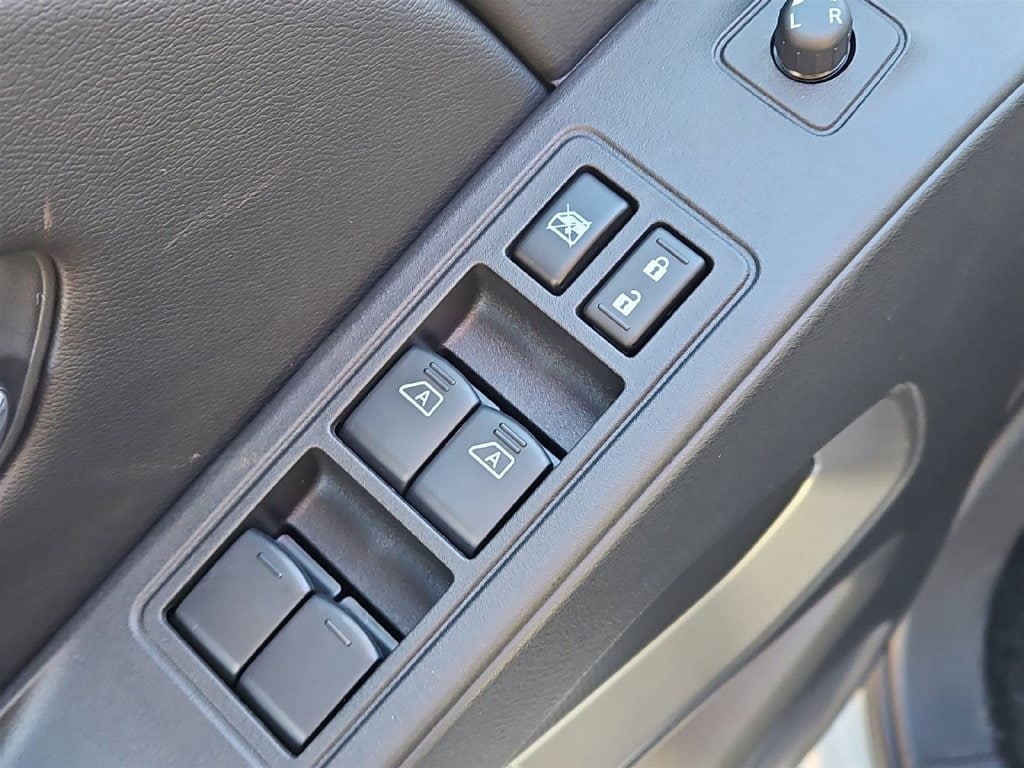 2026 Nissan Frontier SV - Photo 14