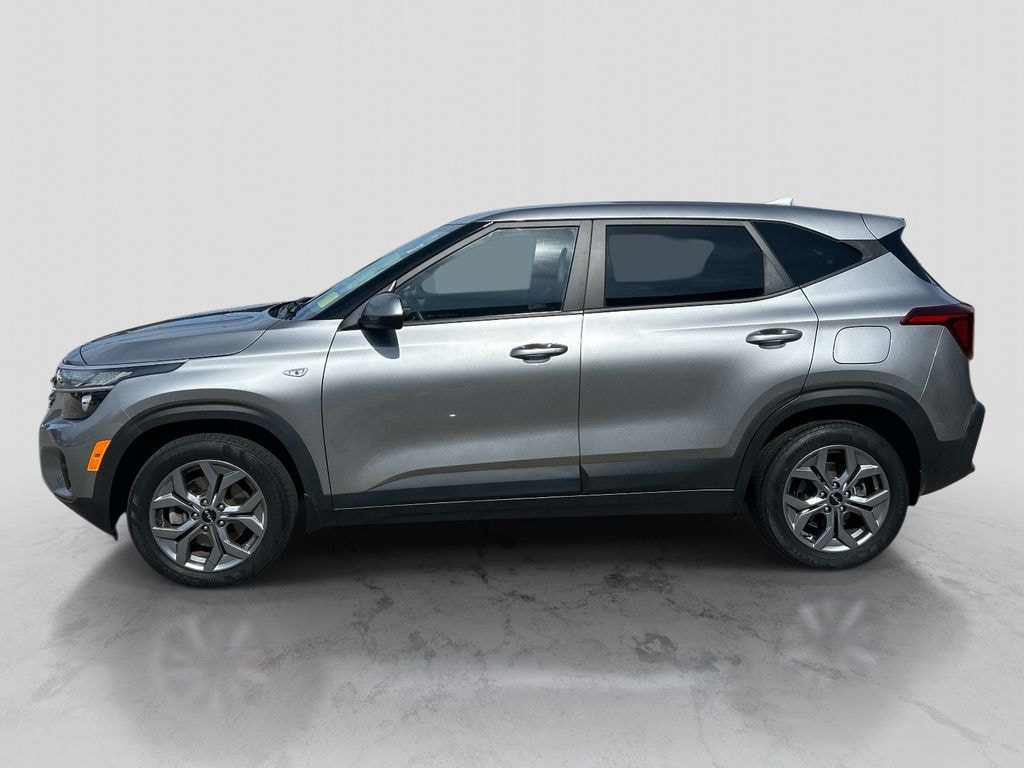 Used 2024 Kia Seltos LX SUV