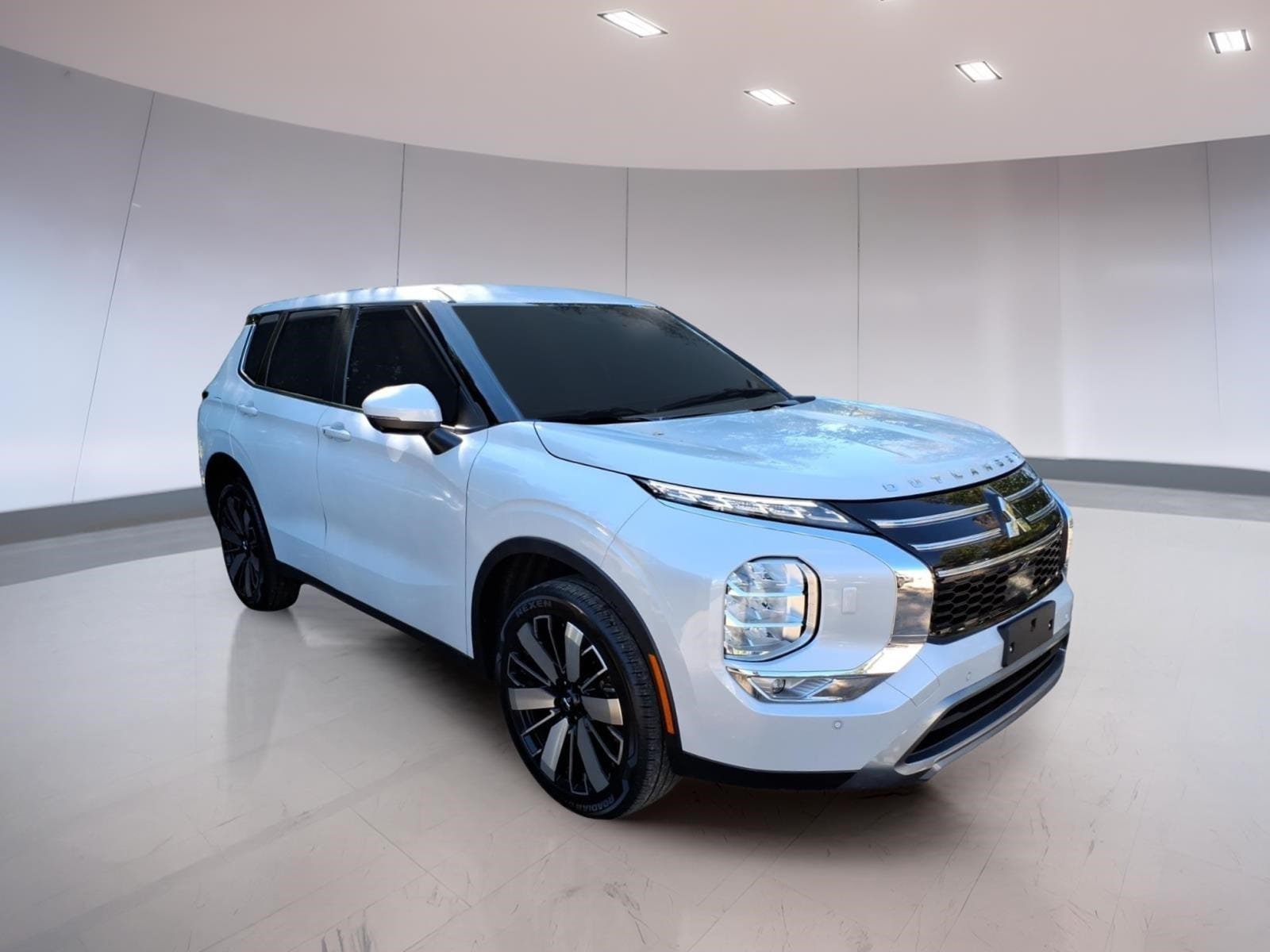 2025 Mitsubishi Outlander