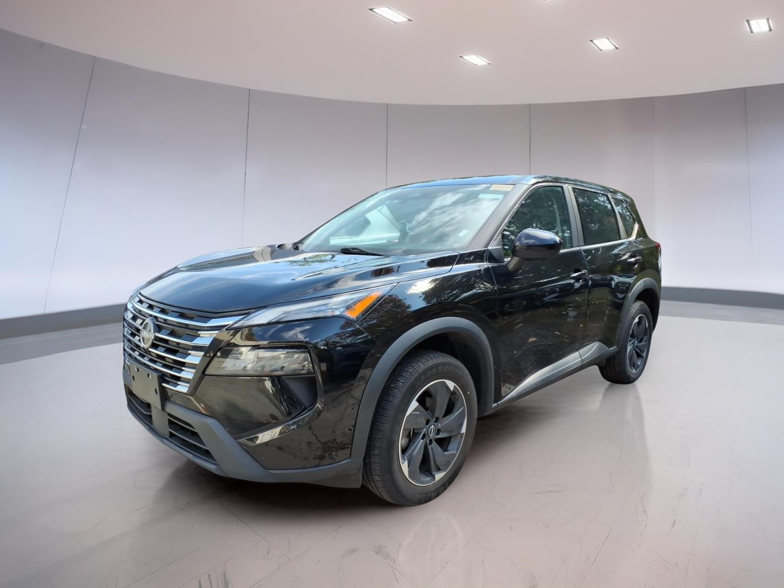 Used 2024 Nissan Rogue SV SUV