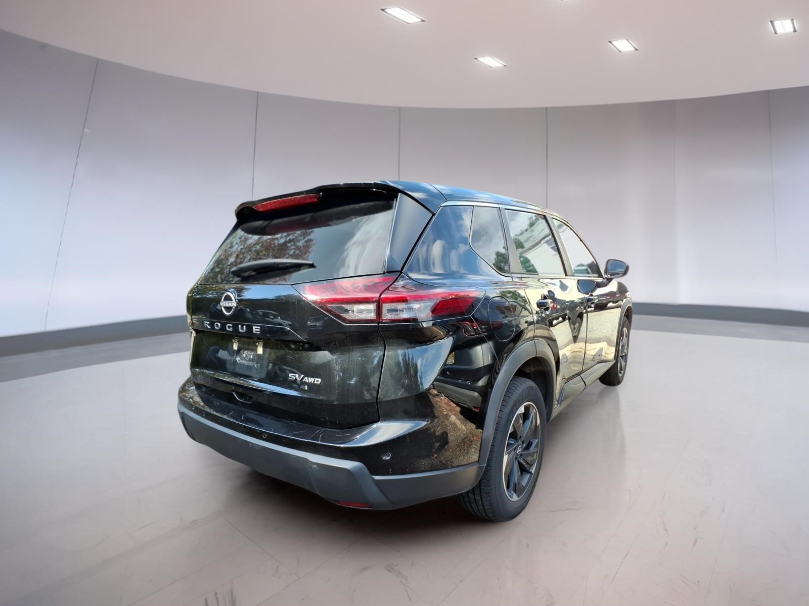 Used 2024 Nissan Rogue SV SUV