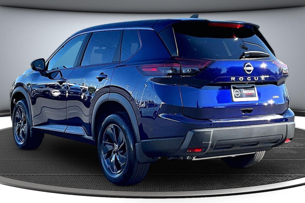 New 2026 Nissan Rogue SV 2026.5