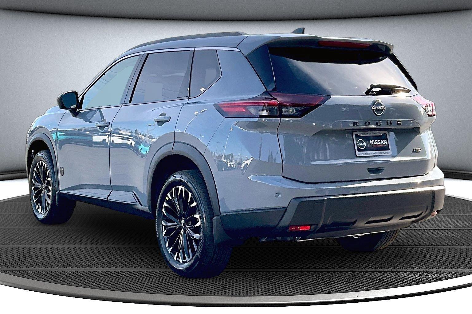 New 2026 Nissan Rogue Dark Armor 2026.5