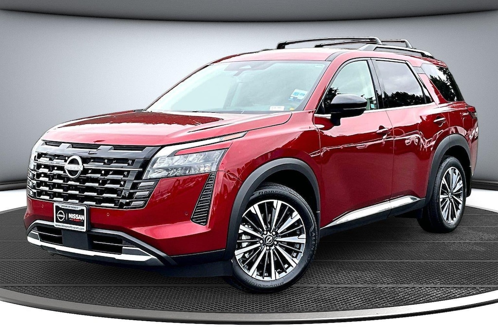 New 2026 Nissan Pathfinder Platinum SUV