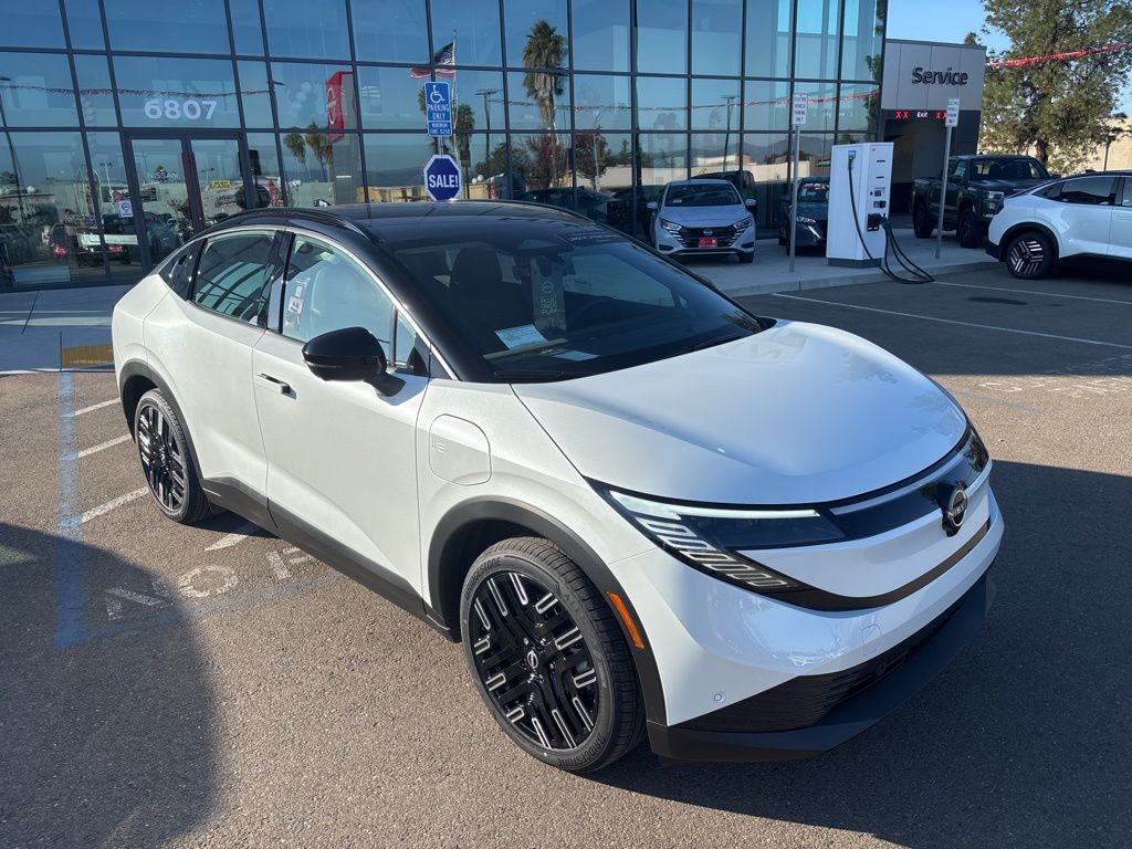 2026 Nissan LEAF Platinum+ - Photo 2