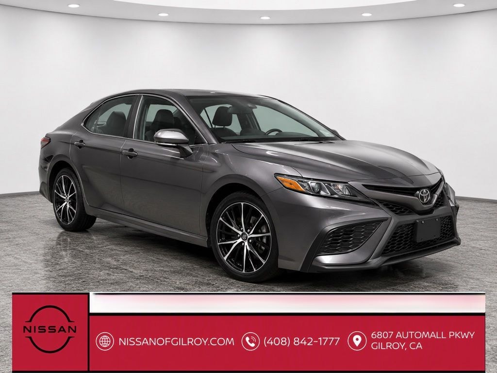 Used 2023 Toyota Camry SE Sedan
