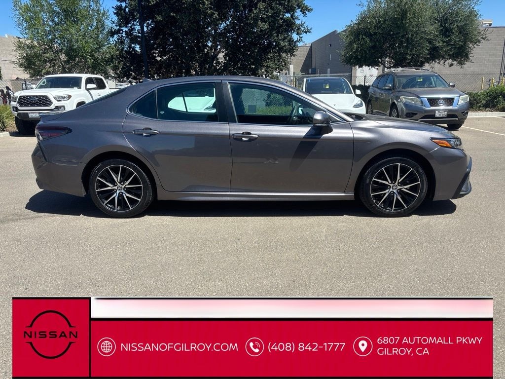 Used 2023 Toyota Camry SE Sedan