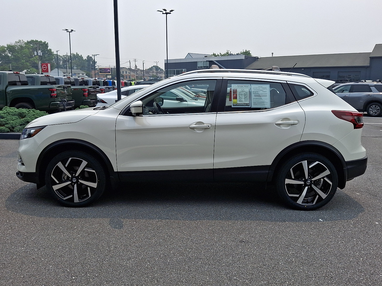Certified 2022 Nissan Rogue Sport SL AWD SL