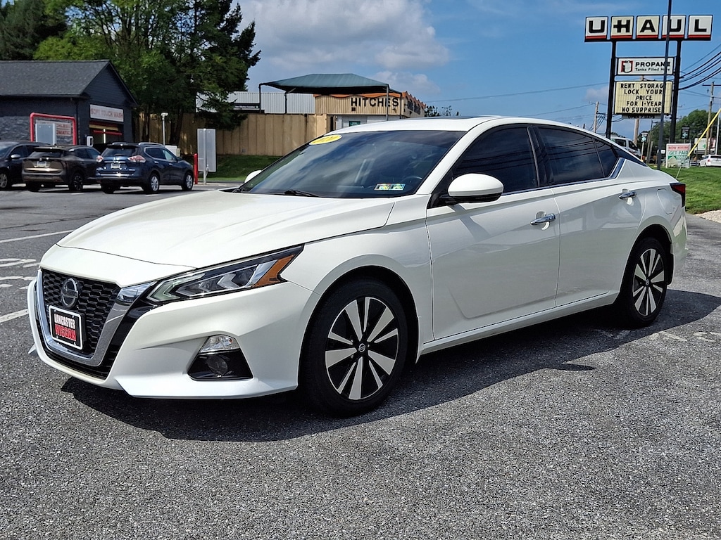 Used 2020 Nissan Altima 2.5 SV Sedan