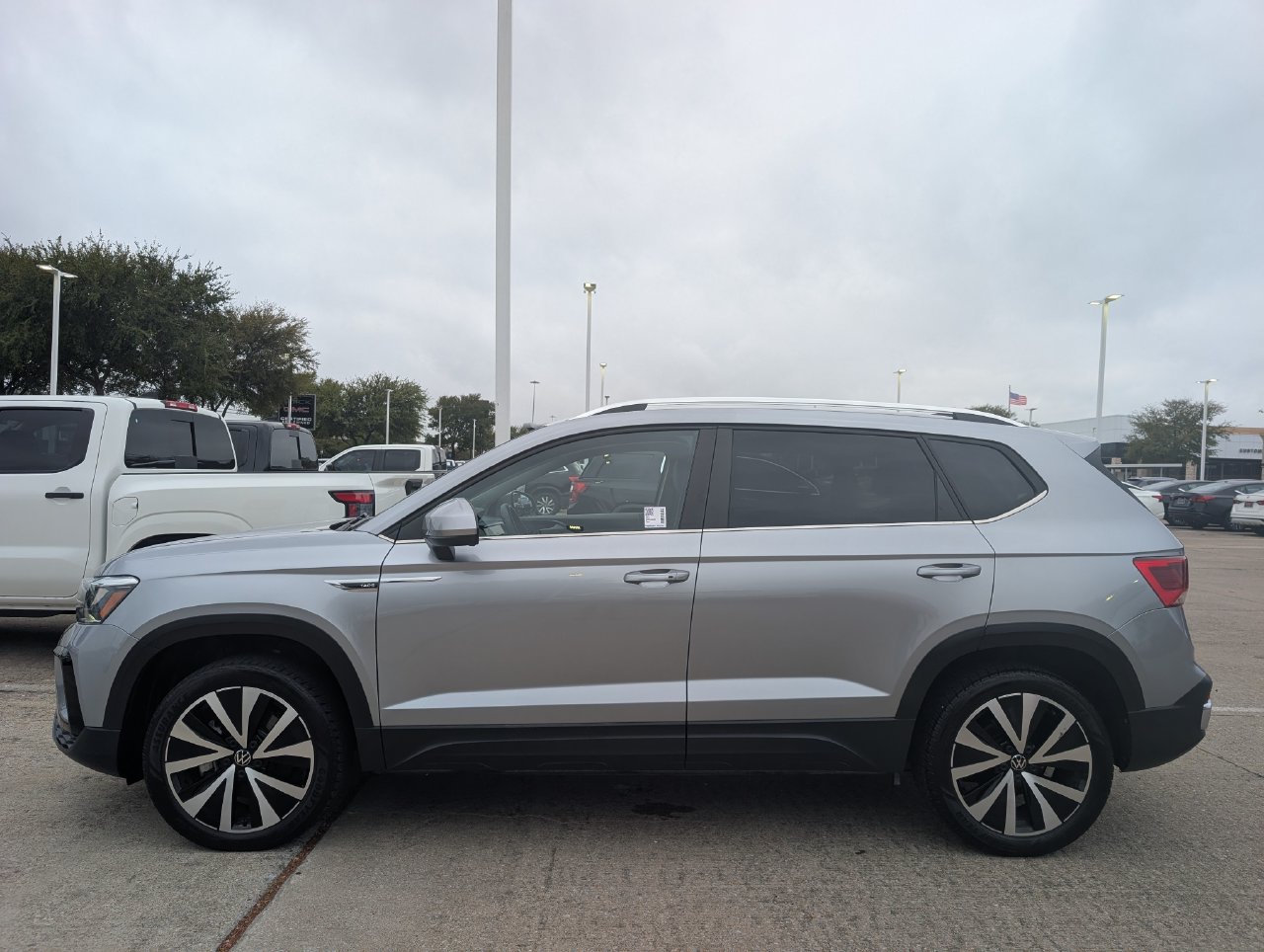Used 2024 Volkswagen Taos 1.5T SE SUV