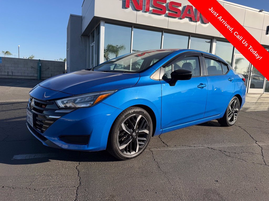 2024 Nissan Versa SR CVT 