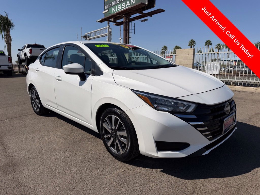 2025 Nissan Versa SV CVT 