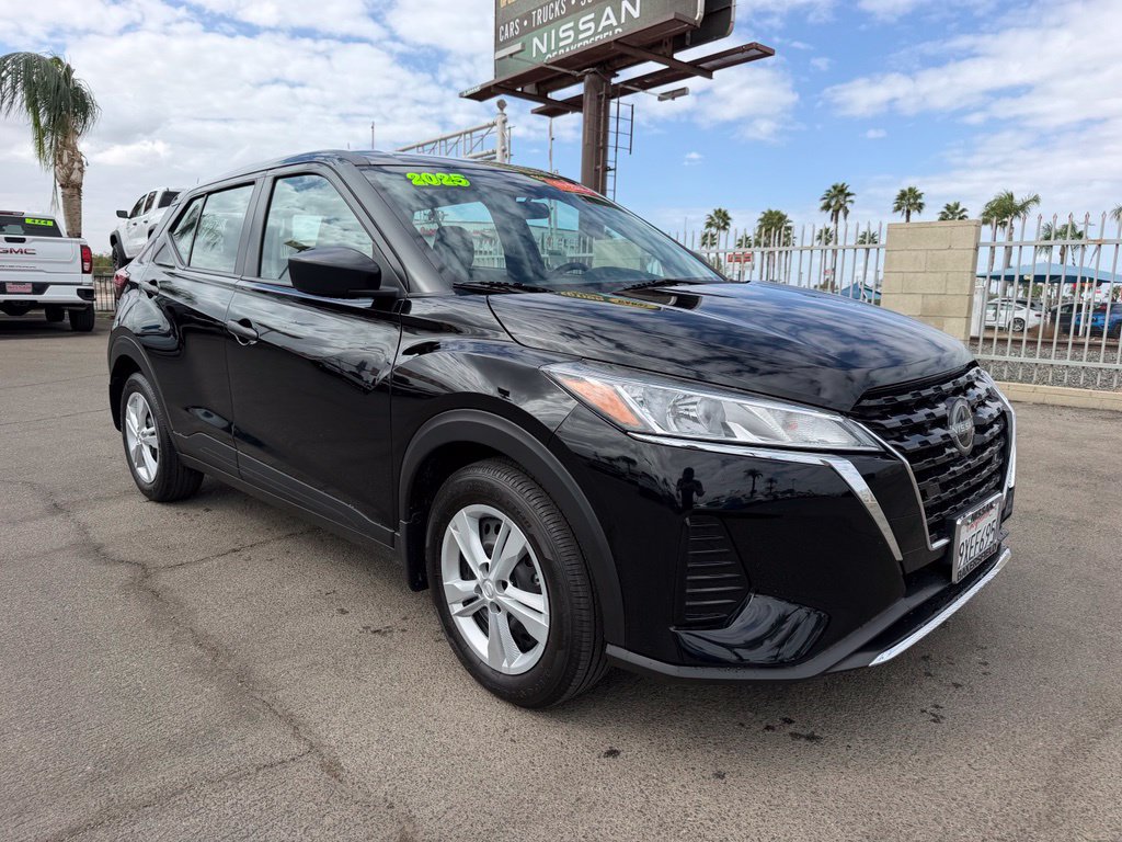 2025 Nissan KICKS PLAY