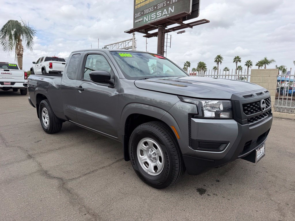 2025 Nissan Frontier