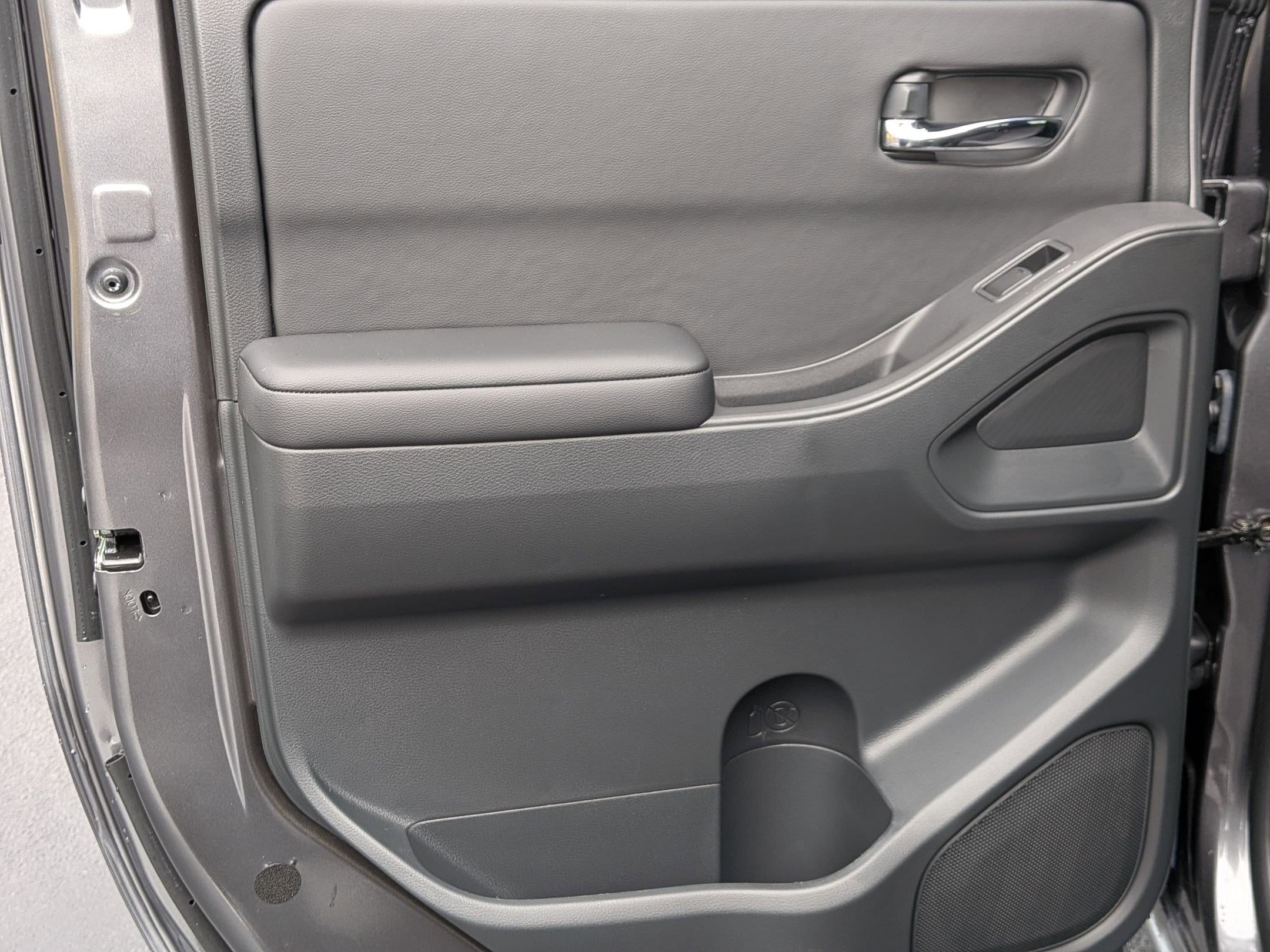 2026 Nissan Frontier SV - Photo 21
