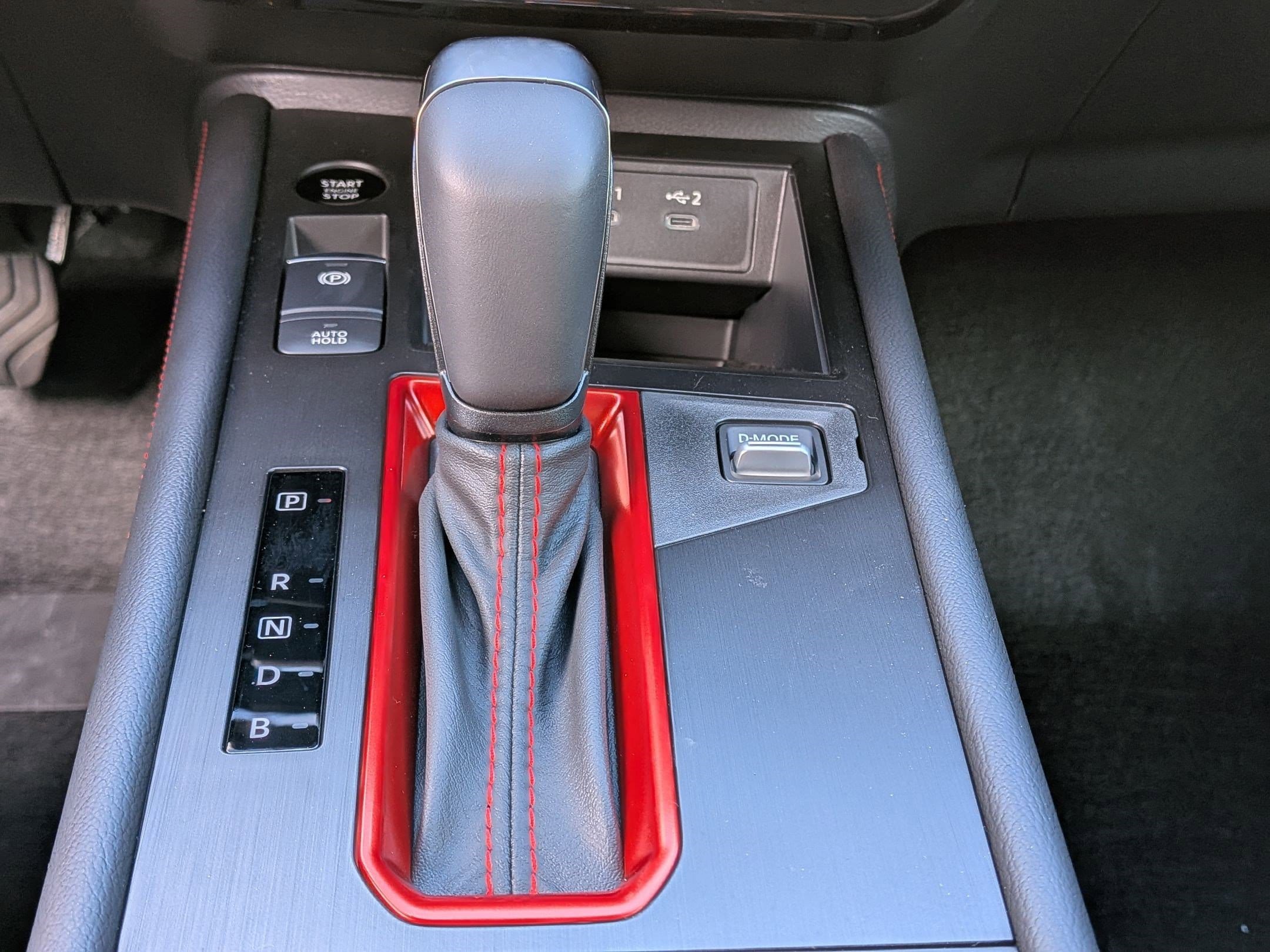 2026 Nissan KICKS SR - Photo 23