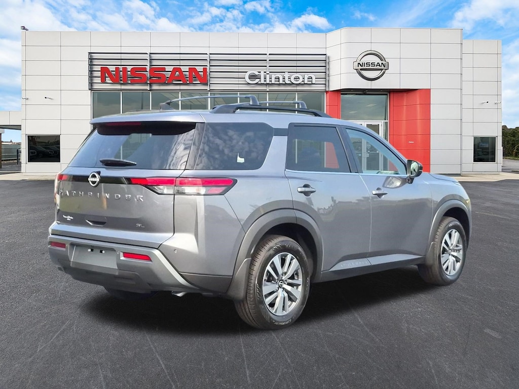 New 2026 Nissan Pathfinder SL SUV