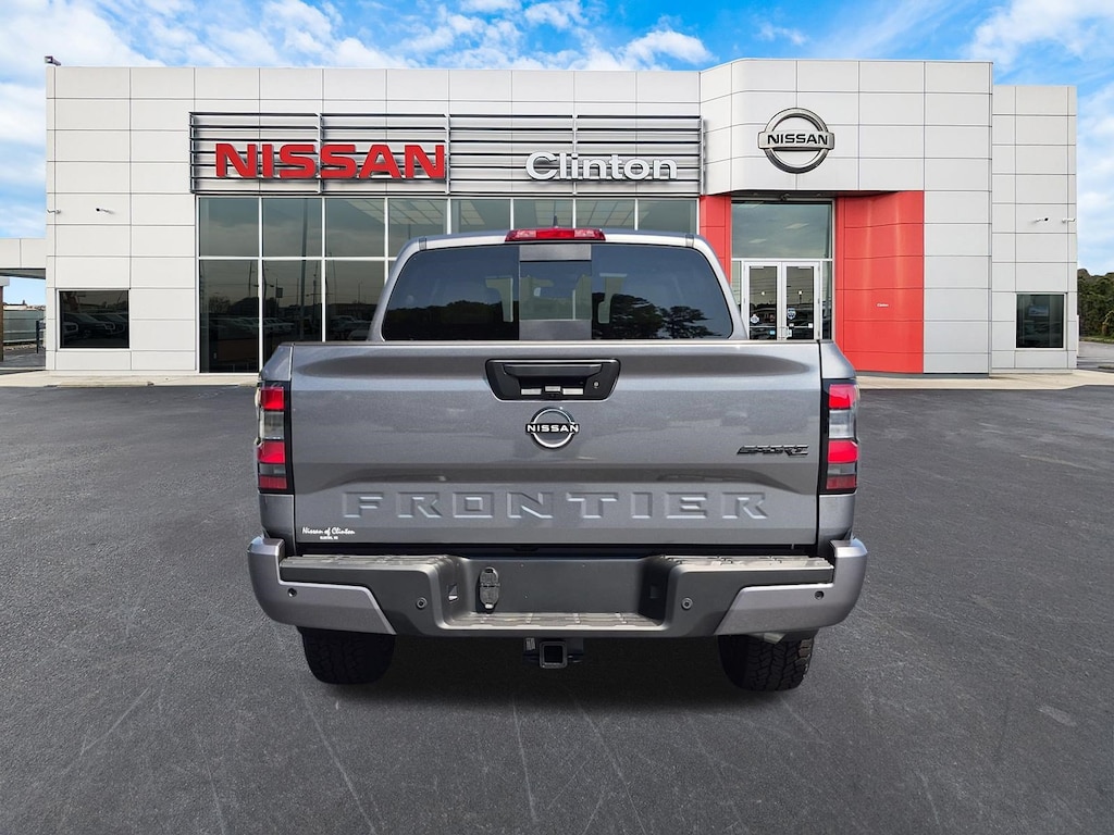 New 2027 Nissan Frontier SV Truck Crew Cab