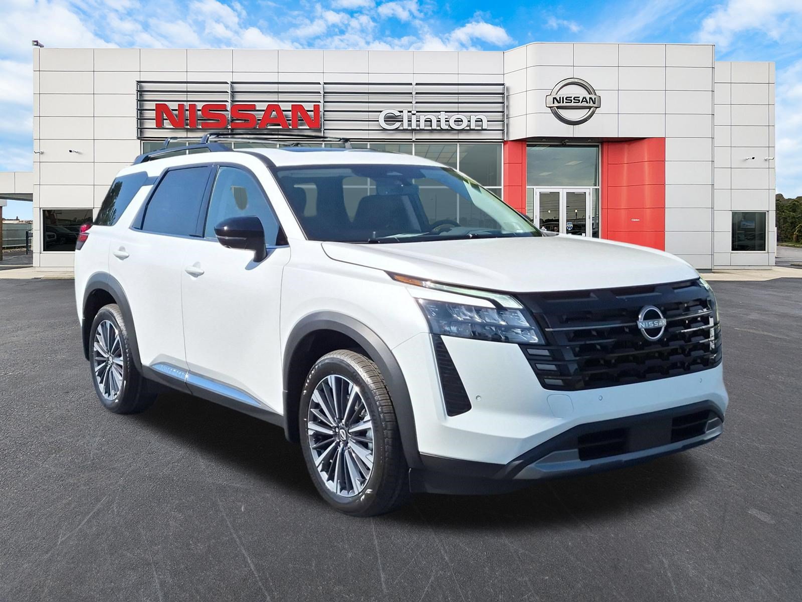 New 2026 Nissan Pathfinder Platinum SUV