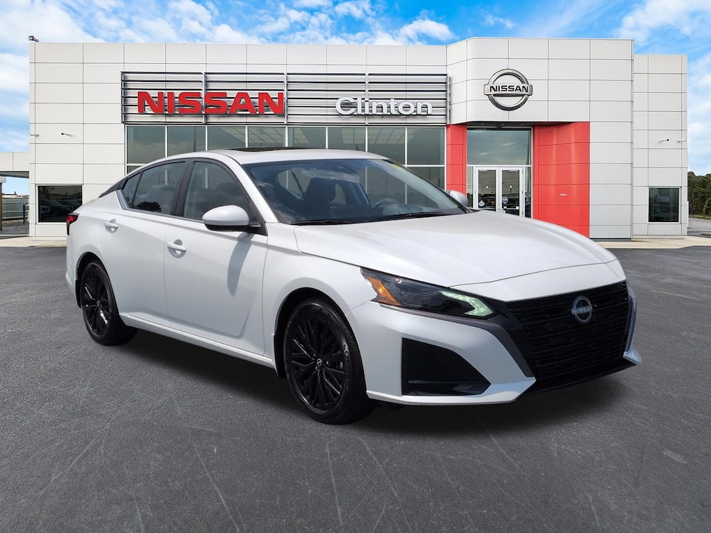 New 2026 Nissan Altima SV Sedan