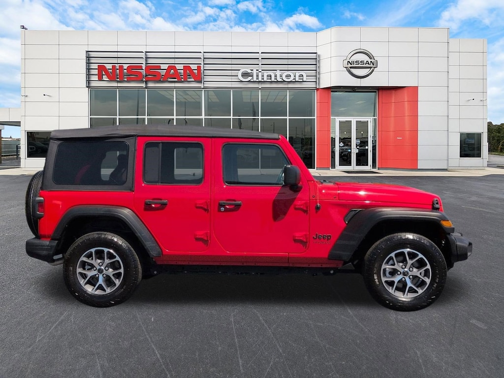 Used 2022 Jeep Wrangler Unlimited Sport SUV