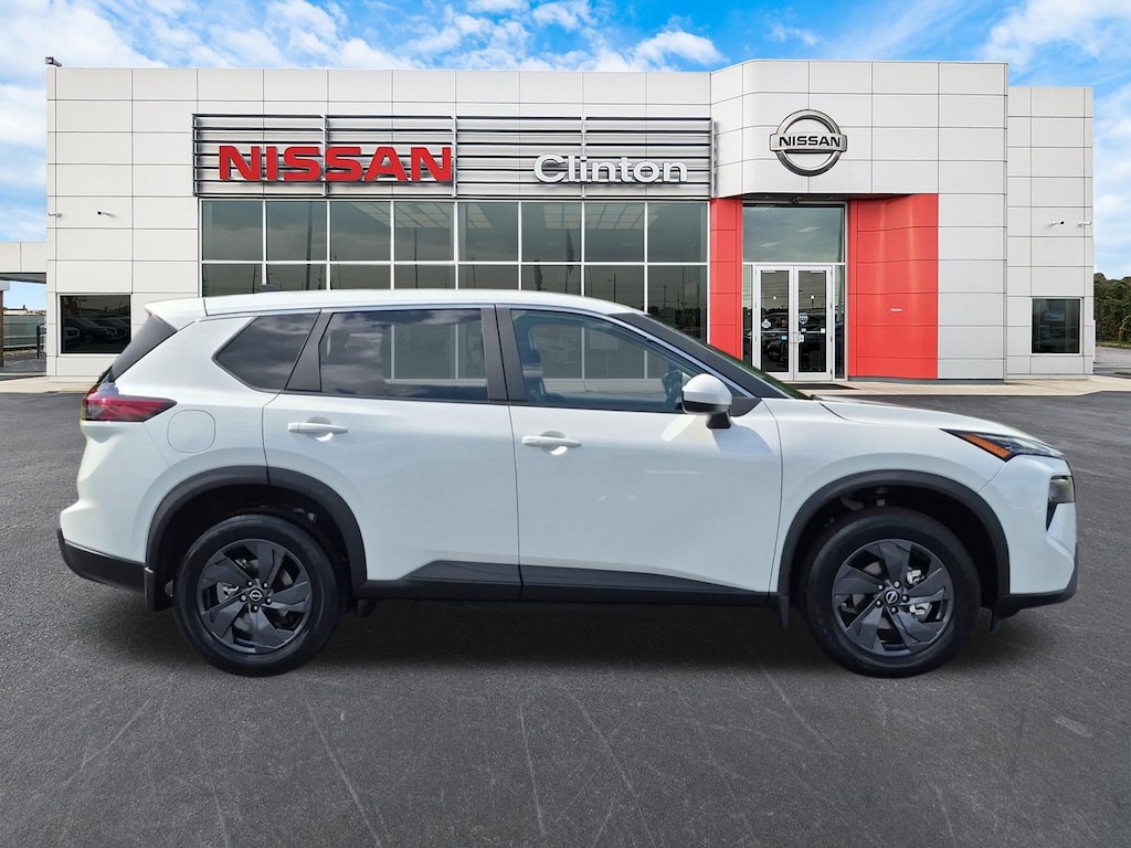 New 2026 Nissan Rogue SV SUV