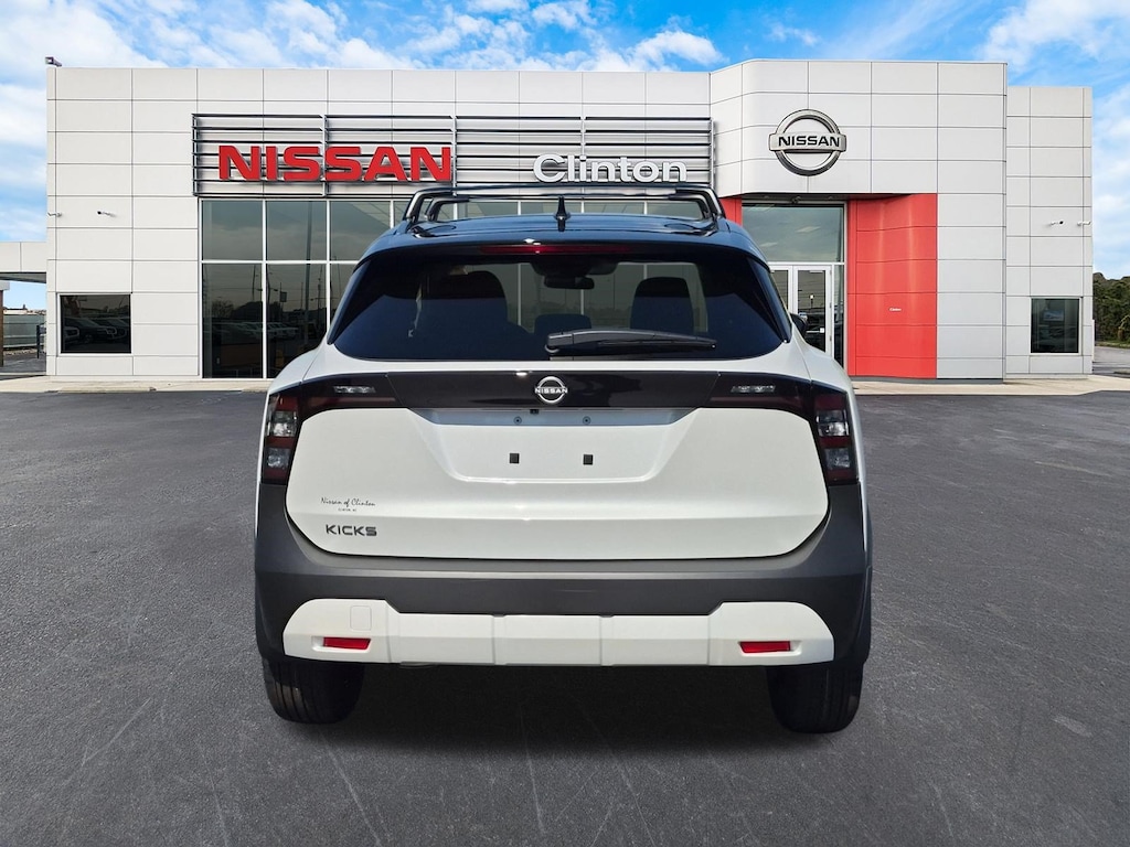 New 2027 Nissan Kicks SV SUV