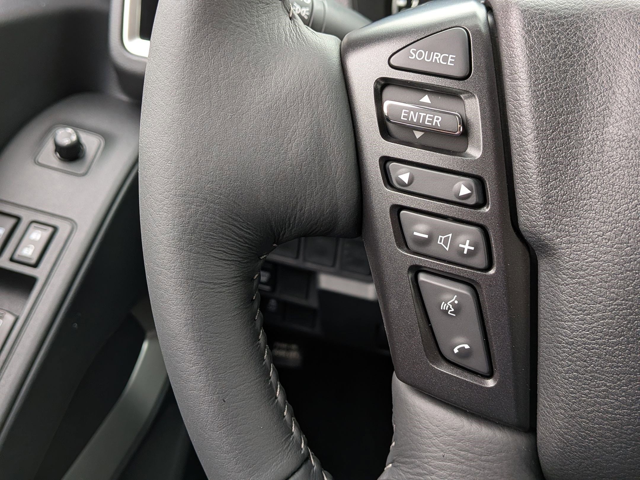 2026 Nissan Frontier SV - Photo 15