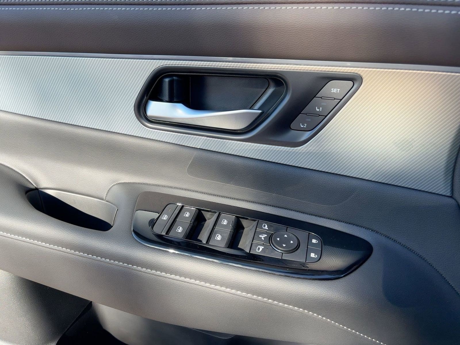 2026 Nissan Murano Platinum - Photo 12