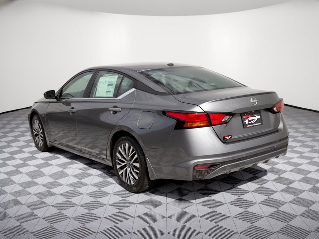 New 2026 Nissan Altima SV Sedan