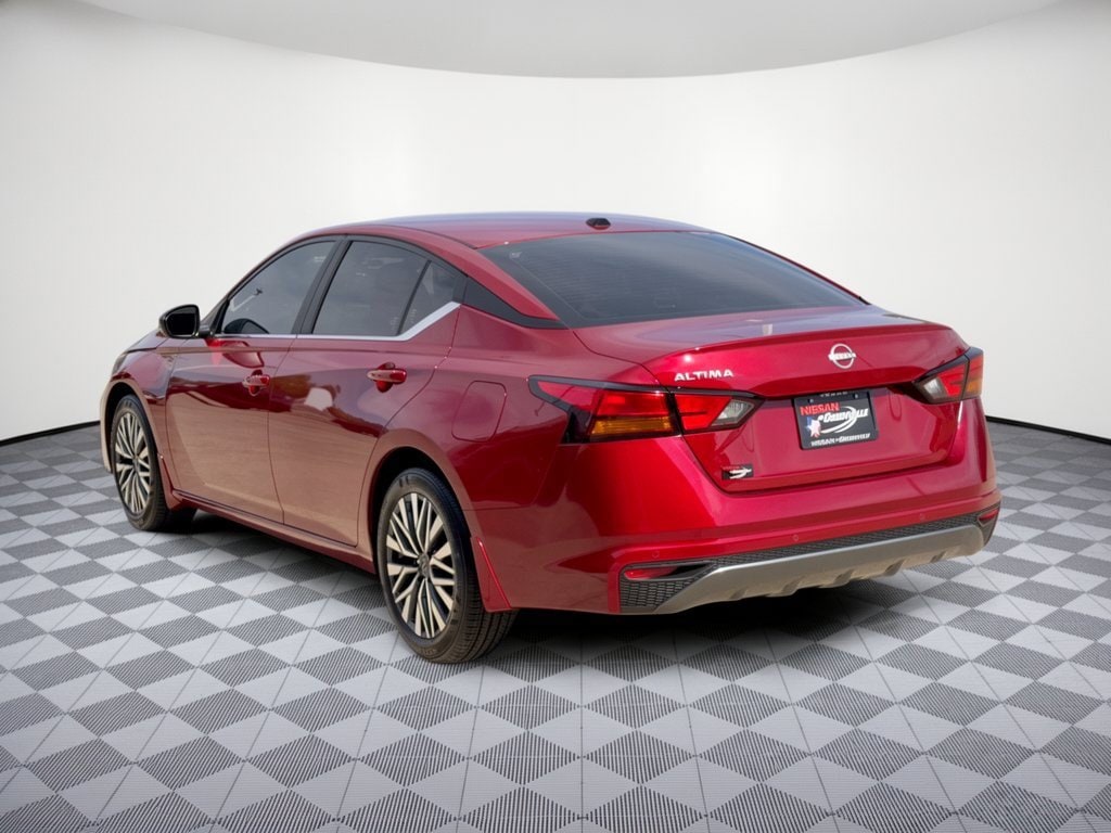New 2026 Nissan Altima SV Sedan